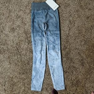 Lululemon ebb to train  2